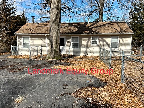 5th image of 223 E Bannister Rd
