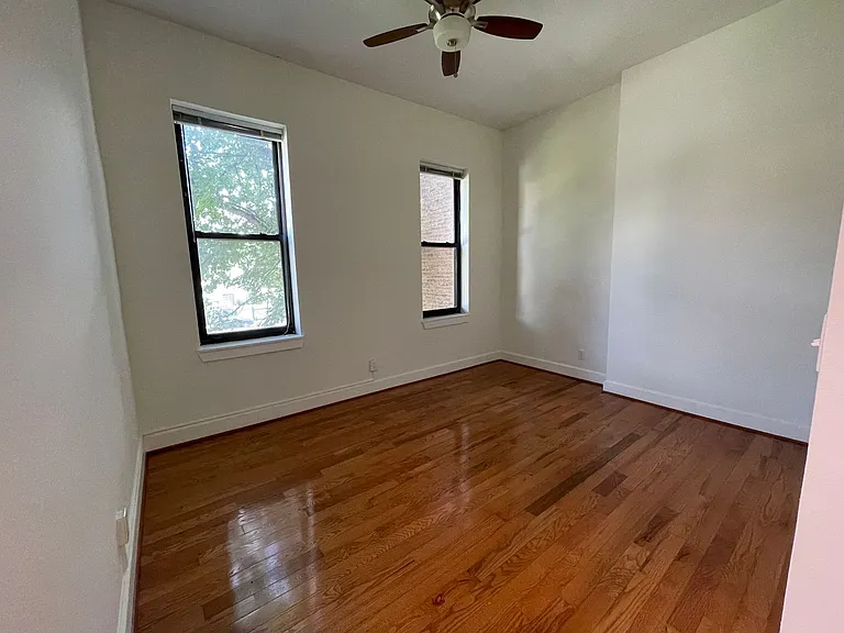 1418-20 Walnut St — Photo 10