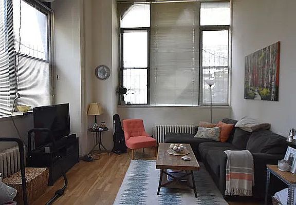 3rd image of 89 Bleecker St APT 1B