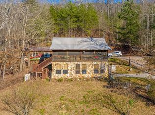 245 S Hurricane Rd, Rocky Face, GA 30740