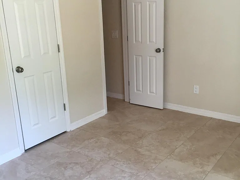 132 Lake Mary Ave — Photo 2