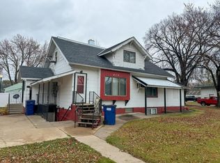 413 1st Ave SE #1, Little Falls, MN 56345