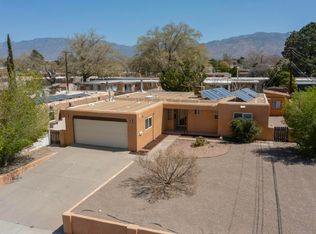 1606 Hoffman Dr NE, Albuquerque, NM 87110