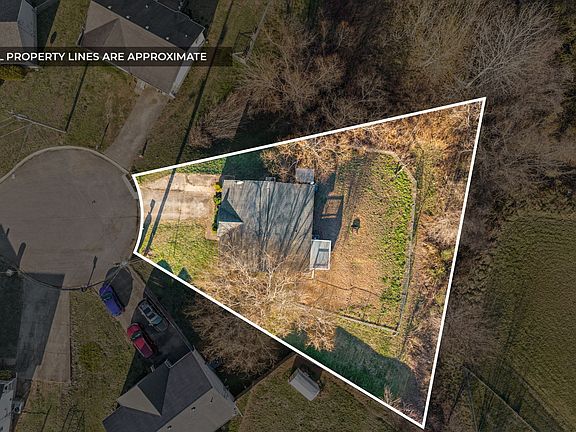 3rd image of 116 Sidney Ct