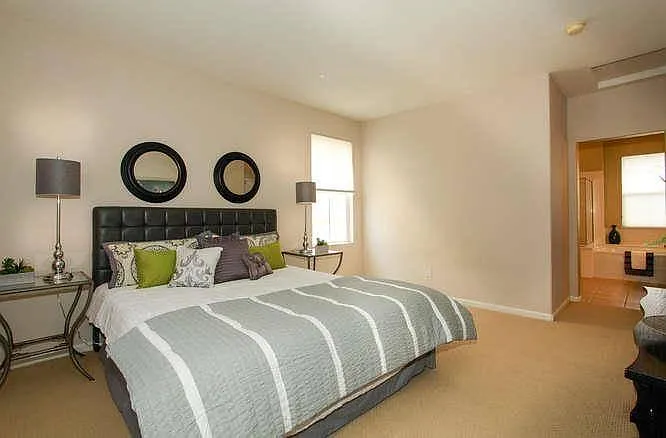 7223 Shannon Park Ct — Photo 3