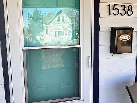 2nd image of 1538 Spruce St