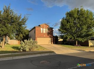 194 Cazador Dr, San Marcos, TX 78666