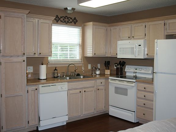 3rd image of 5616 NW Sunrise Meadow Cir #57D