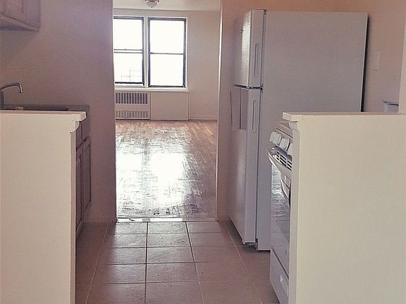 5th image of 51 E 17th St APT 2A