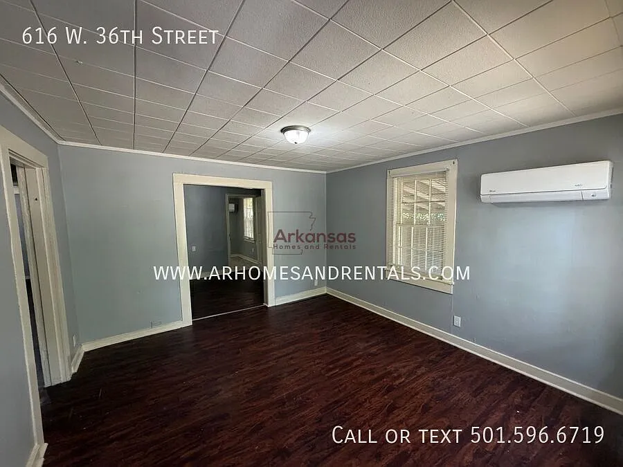 616 W. 36th Street | 2 Bedrooms | 1 Full Bathroom 1/2 Off First Month's Rent — Photo 3