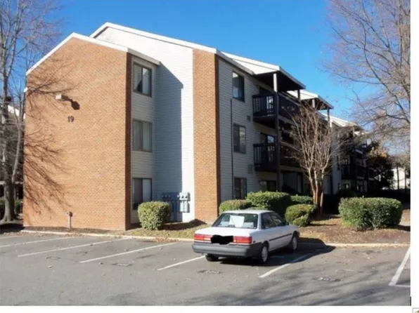 240 Wells Ct, Hampton, VA 23666