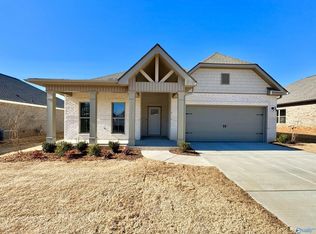 14908 Demarie Ln, Athens, AL 35613