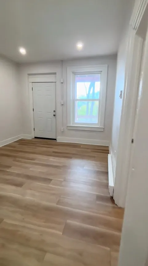 2 bed, $1,700 — Photo 2