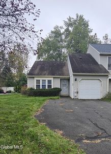 45 Carriage Road, Clifton Park, NY, 12065