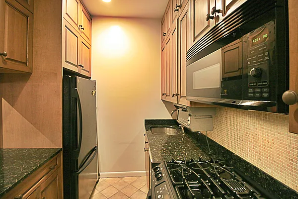 Rented by Bird & Swing LLC | media 18