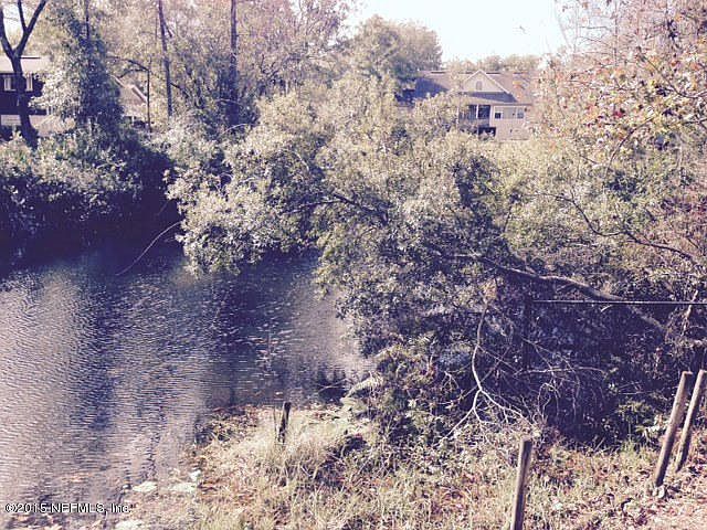 2nd image of 618 Lake Asbury Dr