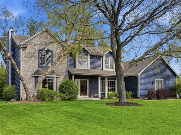 13370 W Maple Ridge ROAD, New Berlin, WI 53151