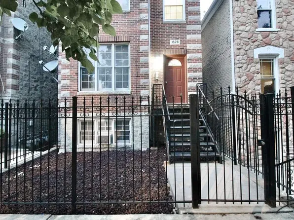 1528 W Cortez St APT 2, Chicago, IL 60642