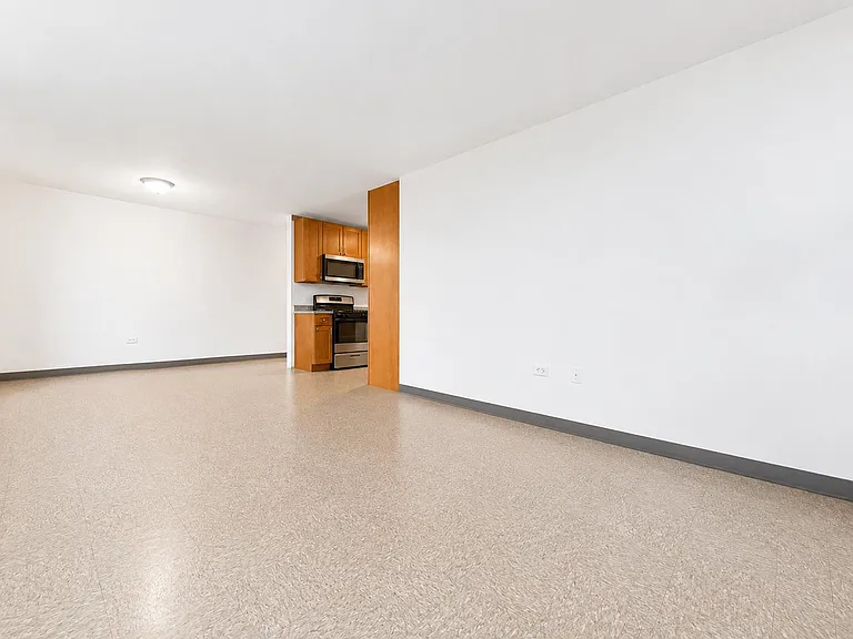 150 W 225th St #20D — Photo 3