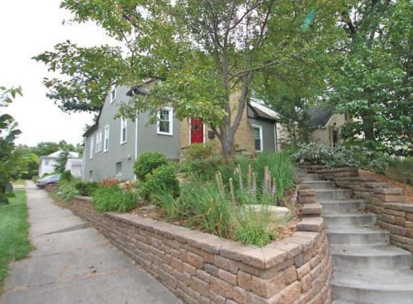 1st image of 201 Thomas Ave S