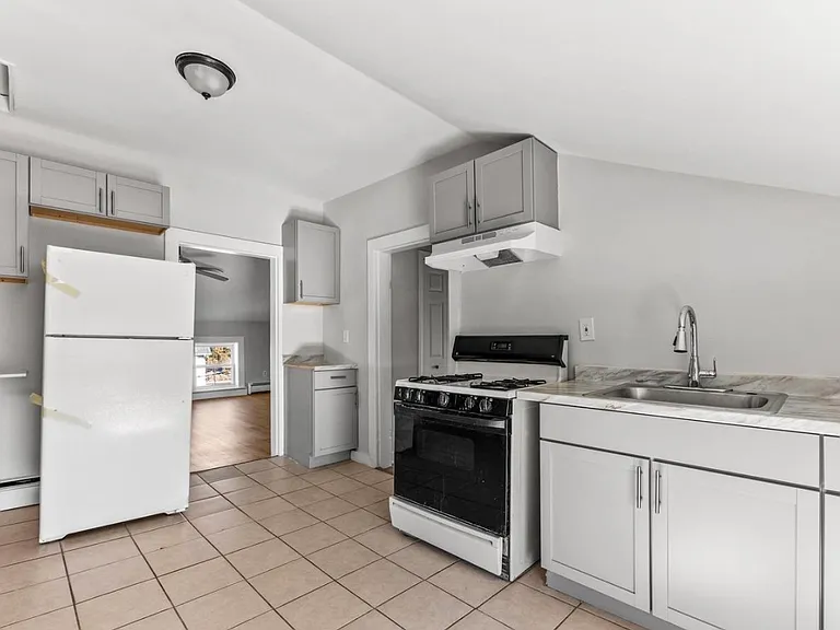 3245 York St #3 — Photo 7