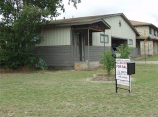 1019 1st St, Graham, TX 76450