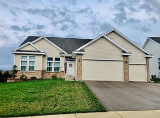 4630 Pagoda Dr, Loves Park, IL 61111