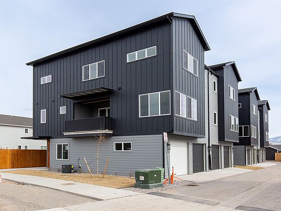 2nd image of 2318 A Mary Jane Blvd