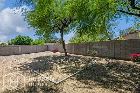 1535 W Nancy Ln — Photo 23