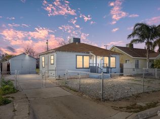 609 El Sereno Dr, Bakersfield, CA 93304