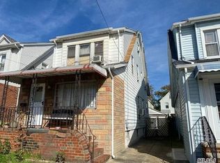 88-21 187th St, Hollis, NY 11423