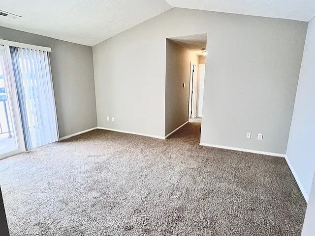Harbour Club Apartments — Photo 43