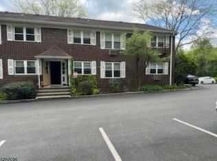 100 Pierson Miller Dr APT E20, Pompton Lakes, NJ