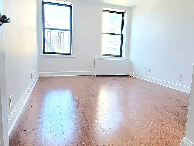 231 E 111th St #5A — Photo 6