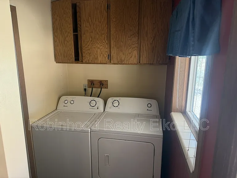 942 Bronco Dr — Photo 24