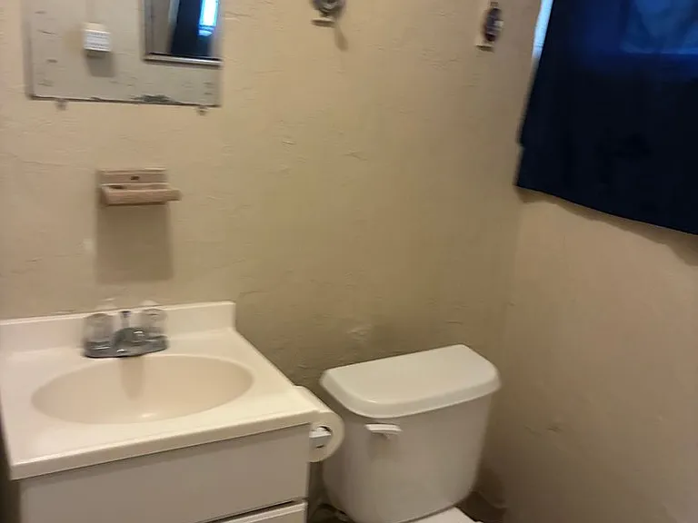 234 S 8th St #A & B — Photo 3