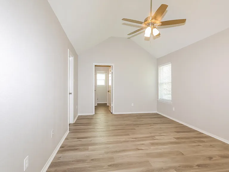 17003 Spruce Run Dr — Photo 14