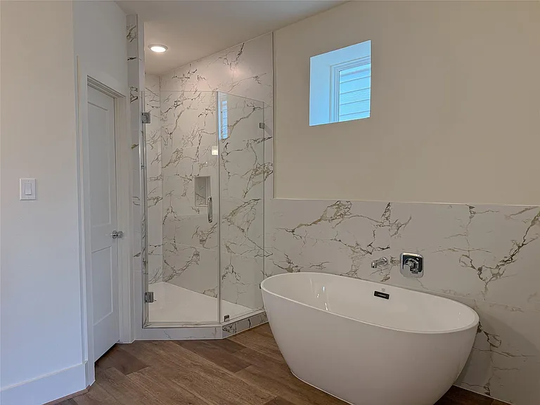 879 Rachel St #F — Photo 15