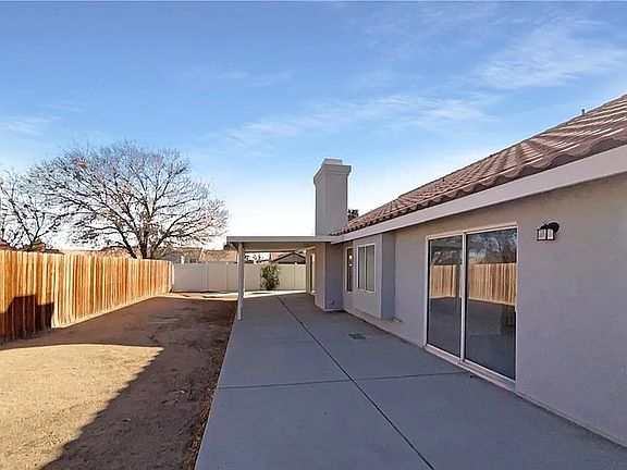 5th image of 2700 Steamboat Cir