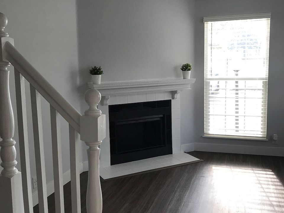 1st image of 1376 W Telegraph Hill Dr