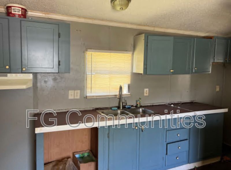 2nd image of 203 Tony Rd