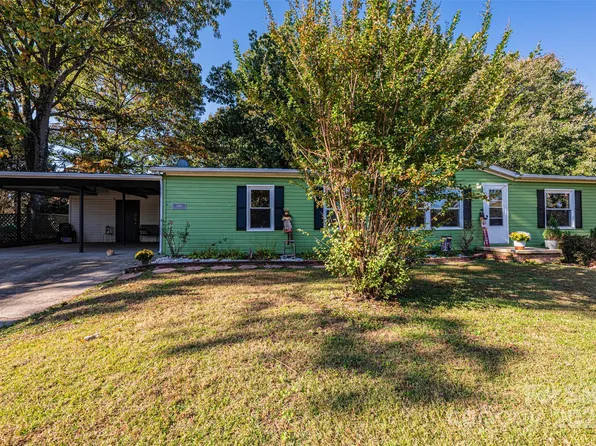 3401 Stony Brook Cir, Newton, NC 28658