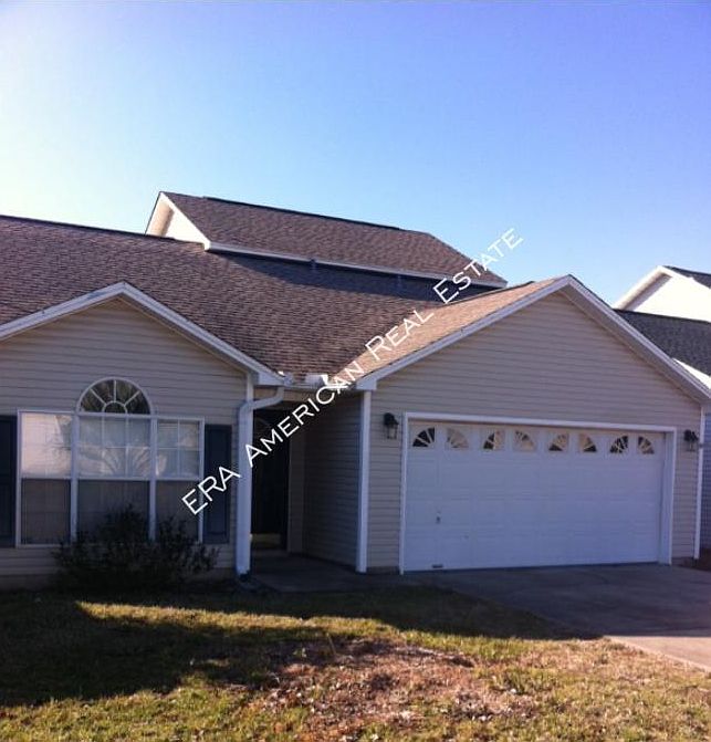 1st image of 136 Beach Dr