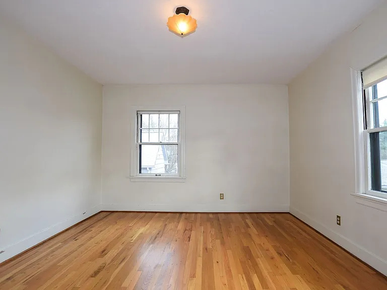 3005 SE Morrison St — Photo 11