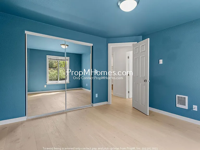 7937 SW 40th Ave #E — Photo 19