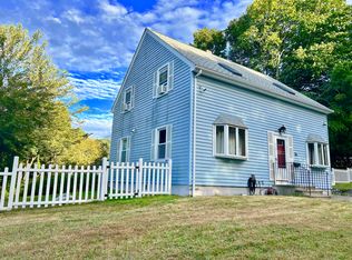 36 S 5th Ave, Taftville, CT 06380