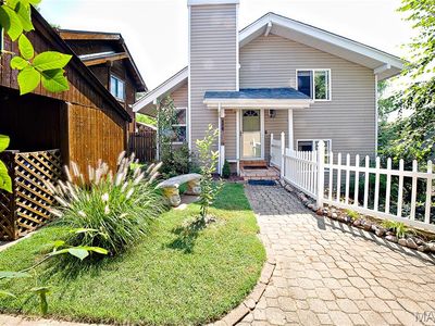 418 Great Hill Dr, Ballwin, MO, 63021