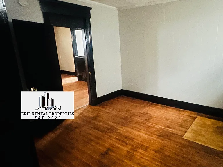 623 Jay St #3 — Photo 8