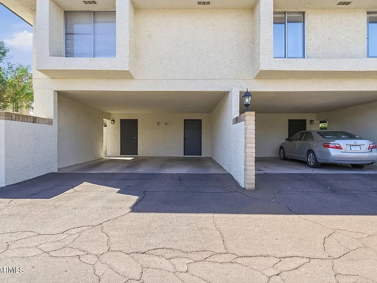 780 E Eugie Ave — Photo 13