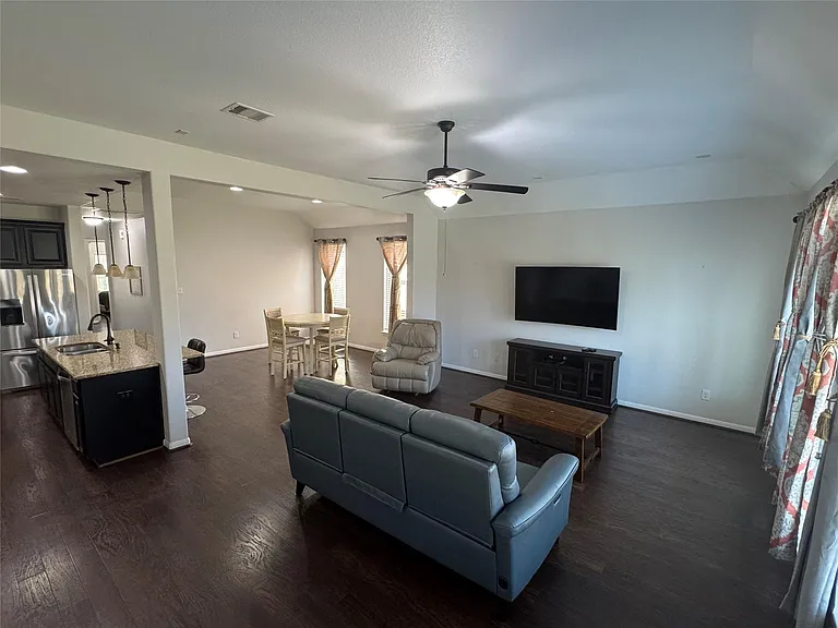 5310 Royal Press Dr — Photo 4